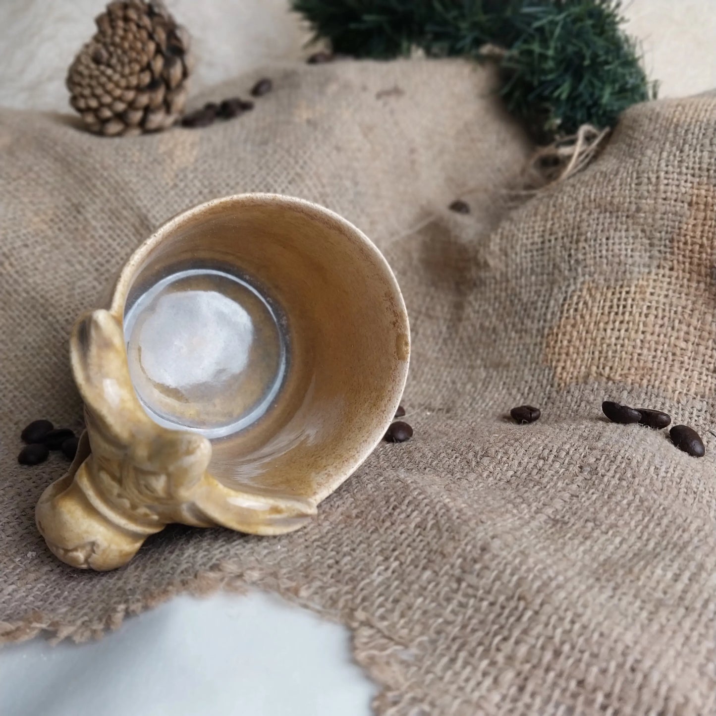 Krem Kartal Pençesi Nescafe Kahve Bardağı - Gülsüm Sanat Evi