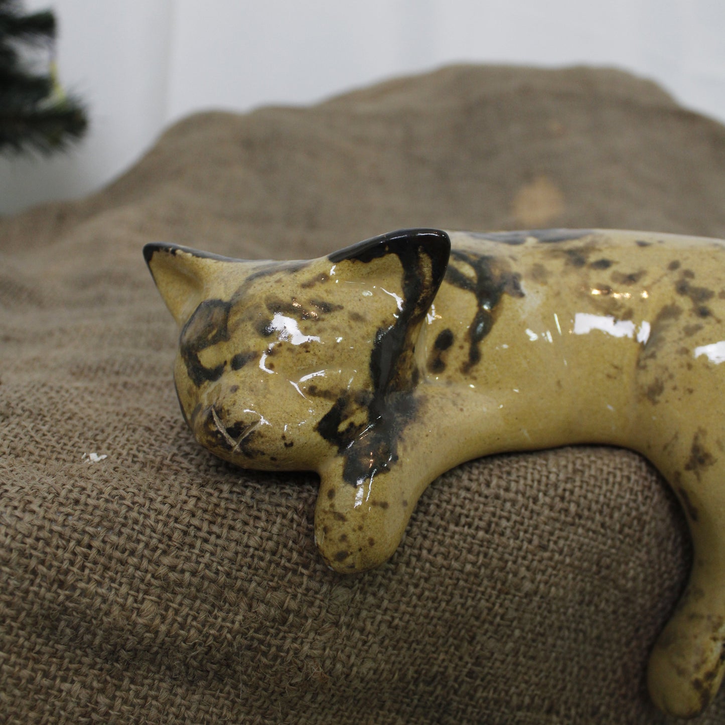 Seramik Uyuyan Kedi Duvar Heykeli Gülsüm Sanat Evi