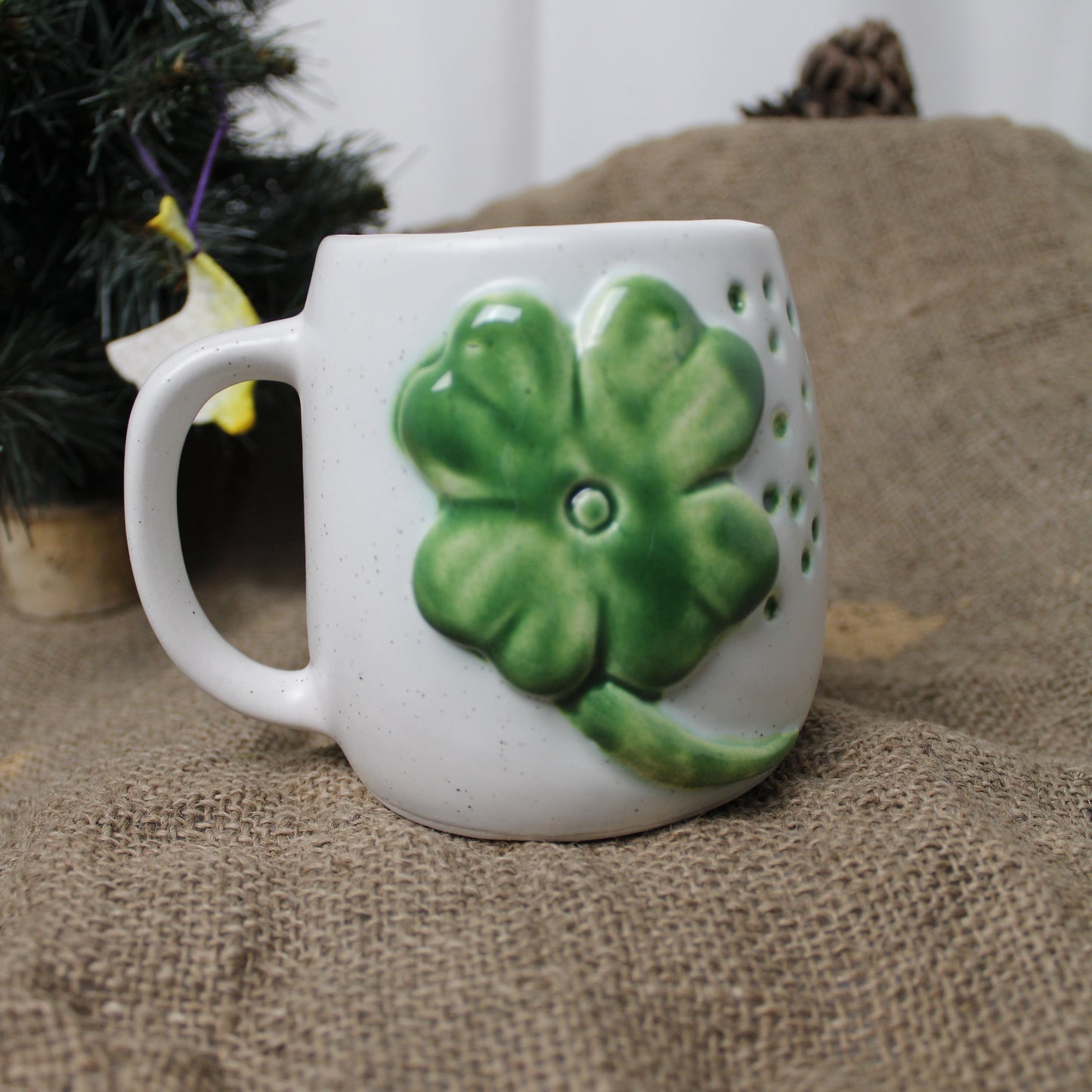 Yonca Kabartmalı Kahve Kupası - Gülsüm Sanat Evi